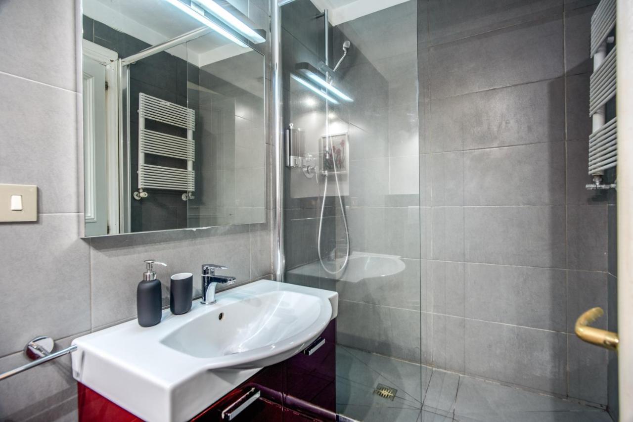 Fresh House Colosseo Rome Exterior photo