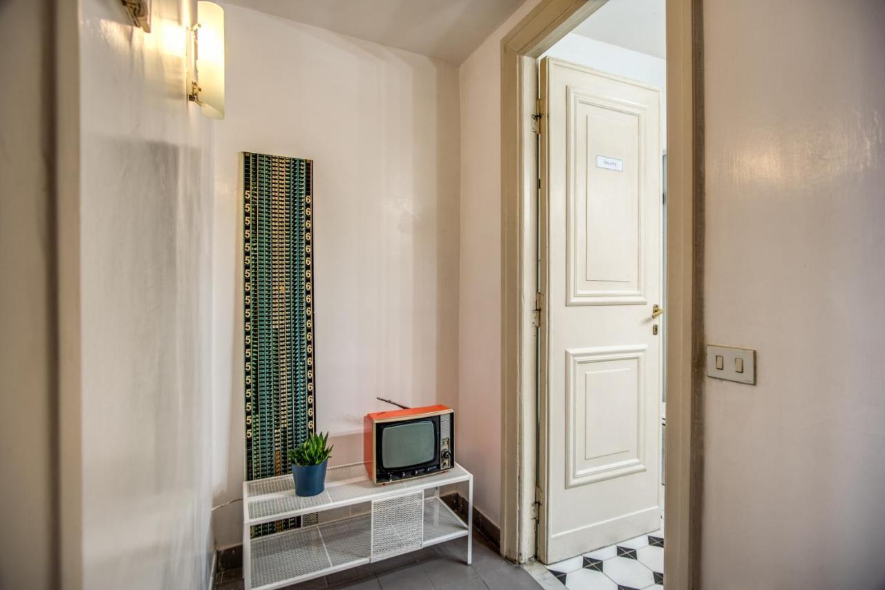 Fresh House Colosseo Rome Exterior photo